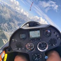 Flugwegposition um 13:06:55: Aufgenommen in der Nähe von Département Hautes-Alpes, Frankreich in 3996 Meter